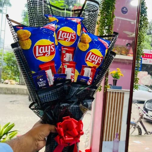 Crispy Snack Surprise Bouquet