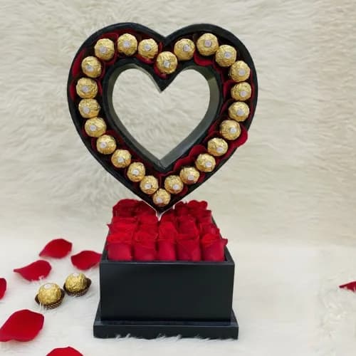 Signature Heart Personalized Red Rose & Ferrero Grand Gift