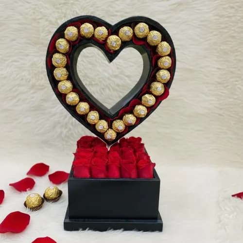Signature Heart Personalized Red Rose & Ferrero Grand Gift