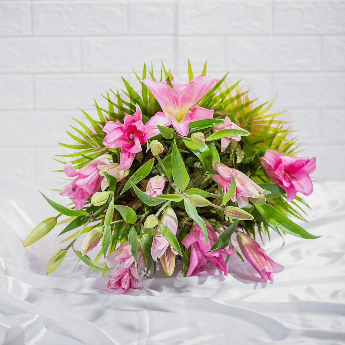 Premium Pink Lily Bouquet – Perfect Gift for Love, Grace & Celebration