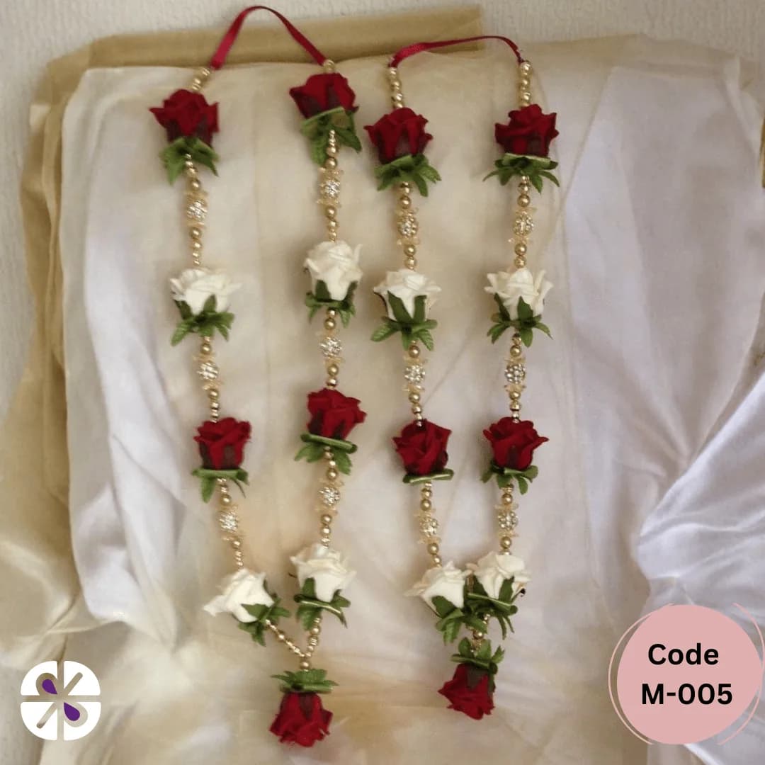 Contemporary Red & White Rose Wedding Garland with Gold Beaded Chain