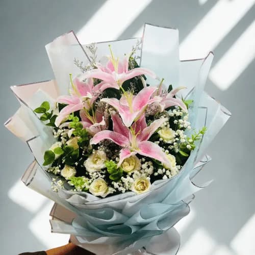 Blush Serenity Lily & Rose Bouquet