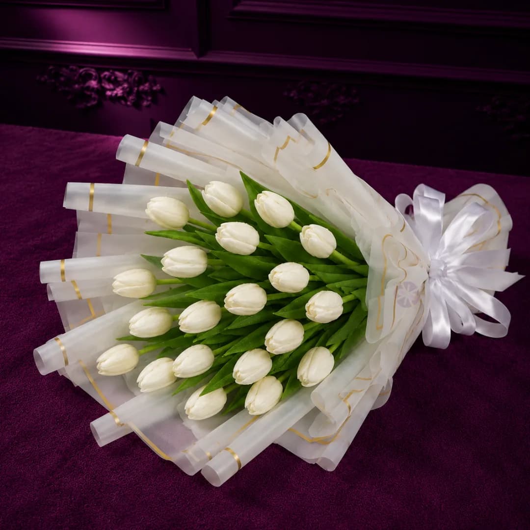 Luxury 20-Stem White Tulip Hand Bouquet