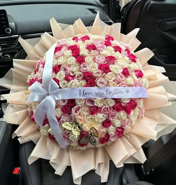 “I Love You ” Pink & White Rose Bouquet with Golden Butterflies