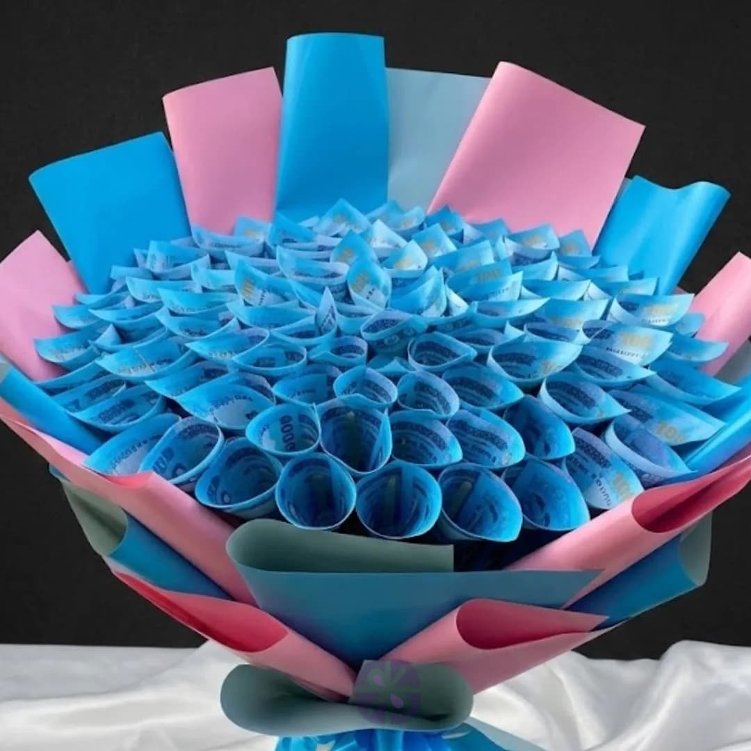 100 Taka Grand Celebration 100 Notes Money Bouquet ?