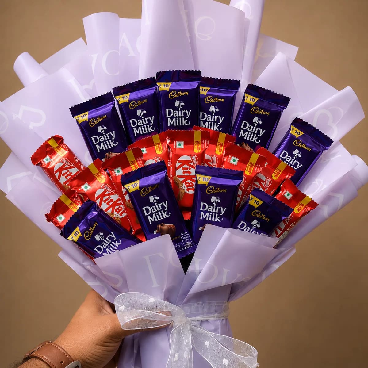 10 KitKat, Dairy Milk Chocolate Bouquet