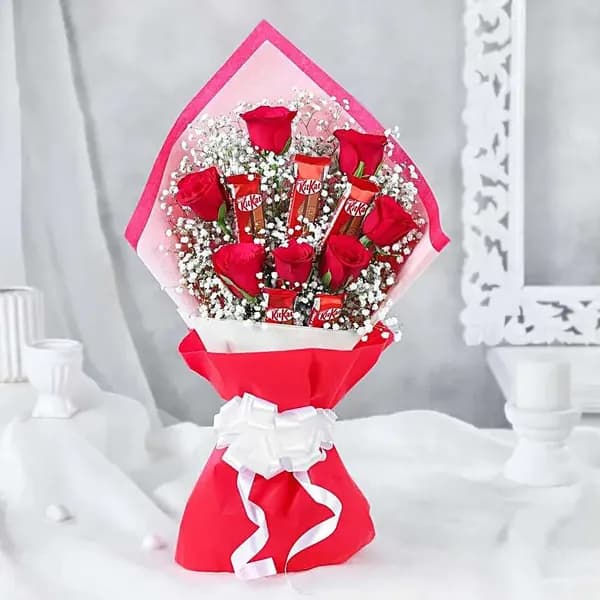 Red Roses & KitKat Chocolate Bouquet