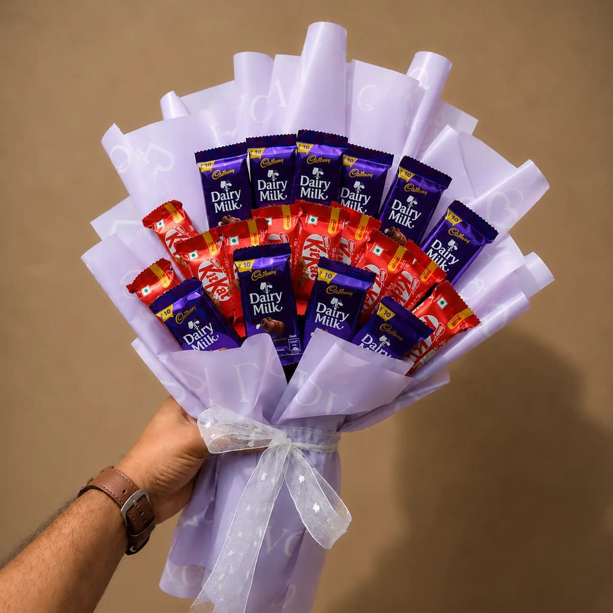 10 KitKat, Dairy Milk Chocolate Bouquet